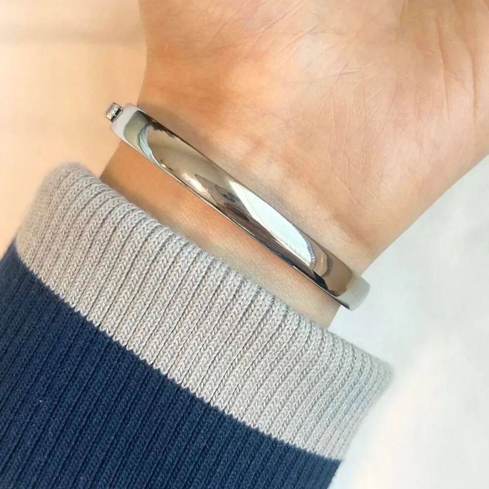 Vintage Inspired Luxury Silver Tone Watch